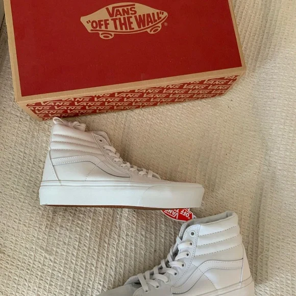 New in box Vans White Skatin Sk8-Hi Hitop Original Platform Canvas Sneaker Shoe - Picture 11 of 12
